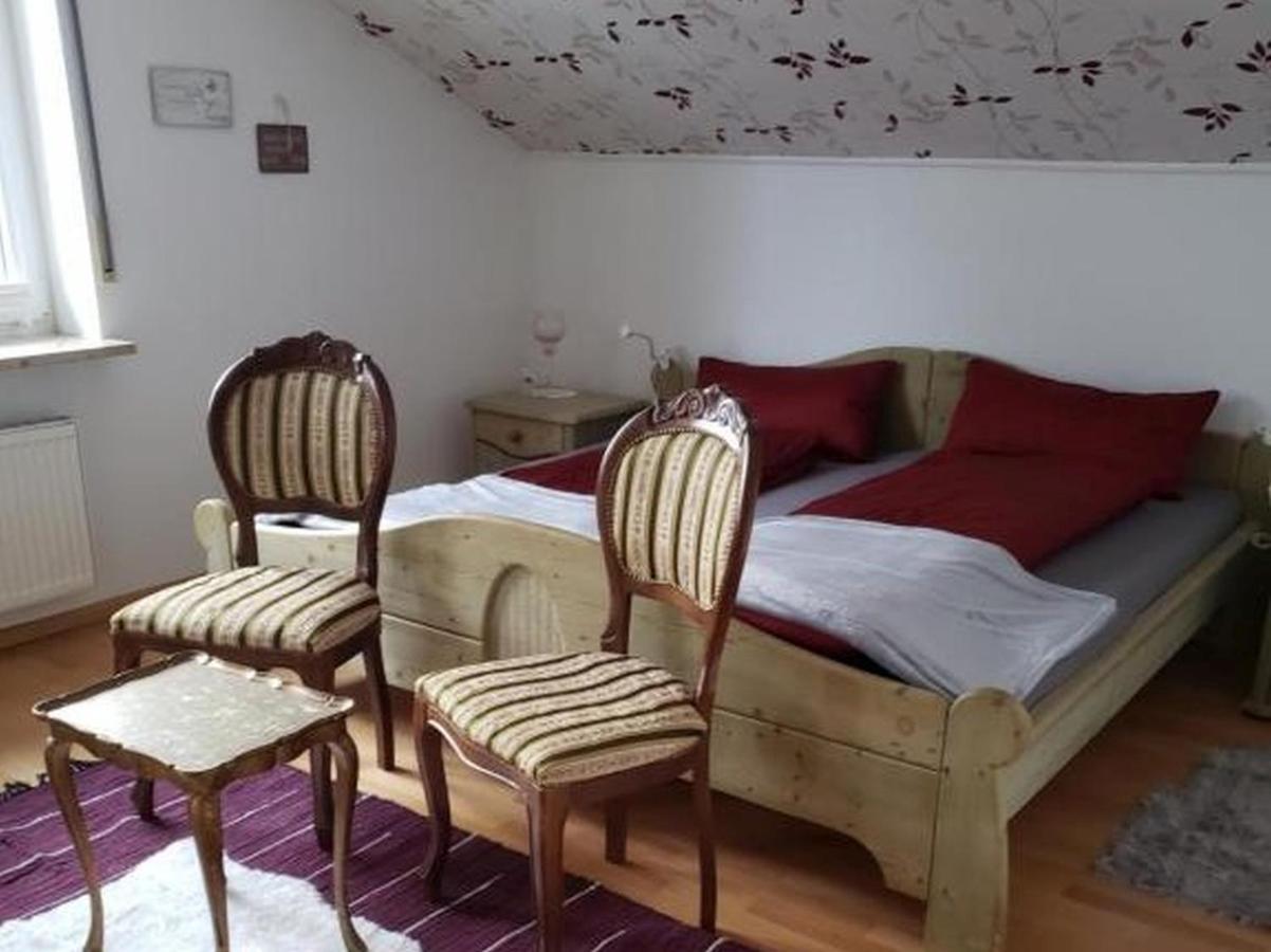 Ferienwohnung Dahlie Grafenhausen Luaran gambar